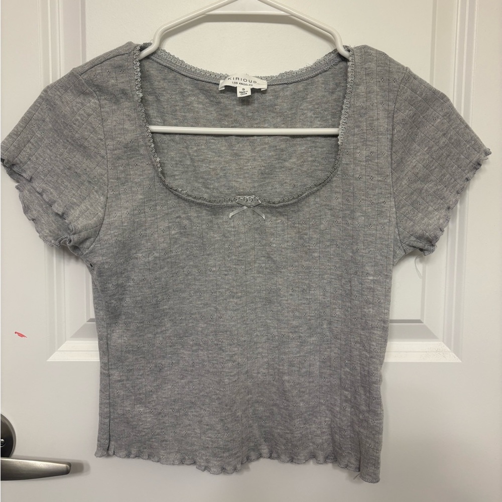 Kirious grey shirt